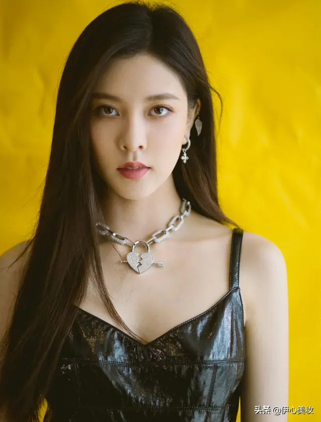 Stop wearing gold jewelry, it's too tacky! Wear these 3 kinds of