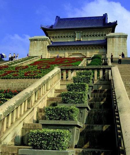 南京中山陵中西合璧的建筑杰作 风水稍逊色 高处不胜寒