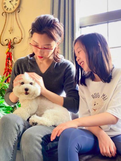 陈数罕曝12岁养女正面照，为继子终生不