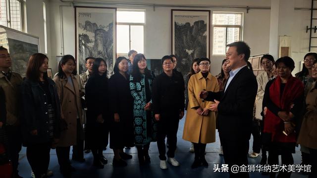 西安市黄河中学教育集团举行省、市、区三级三类“名师＋”研修共同体美术学科联合大教研活动！！