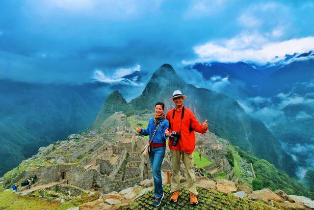 夫妻持中国护照背包自助环球旅行13年128国无数城，这才是人生