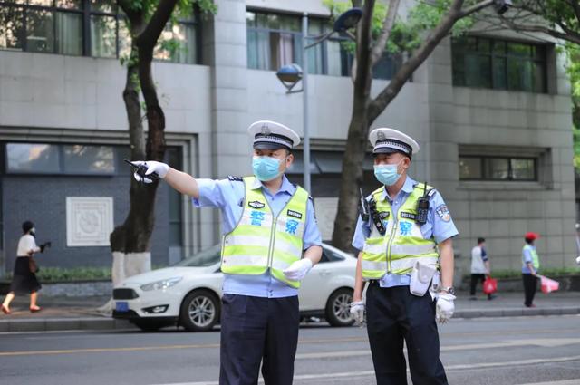 重庆|雨天行车，请减速慢行，谨慎驾驶！