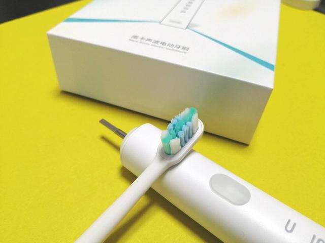 南卡不再只是真无线蓝牙耳机代言人