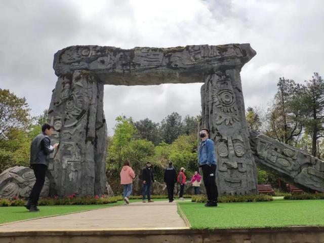 自驾游|重庆自驾游周边游推荐：武隆白马山旅游全攻略