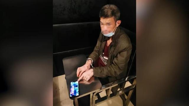 重庆|渝中警讯丨我赌你的手速快不过我的手铐