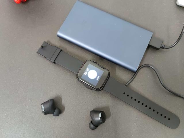 咕咚智能运动手表：个性表盘+互动直播课程，让你一秒钟就爱上它