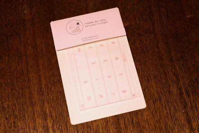 一张小贴膜，拉酷Nums超薄智能键盘改变笔记本触控板使用习惯