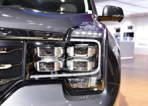 2020款传祺GS8外观延续经典，内饰配置大革新