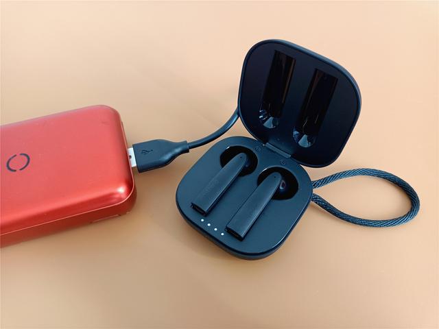 颜值与实力并存，omthing小方盒真无线蓝牙耳机体验