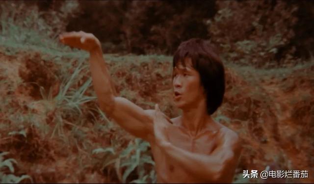 这部“长城上打倒小日本
”电影,让我对内地版“李小龙”记忆犹新-第2张 这部“长城上打倒小日本”电影
,让我对内地版“李小龙
”记忆犹新-第2张
