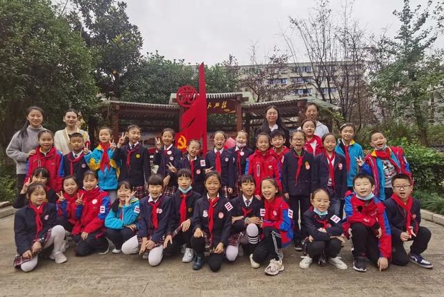 记双流区西航港小学新型教育社区化建设活动