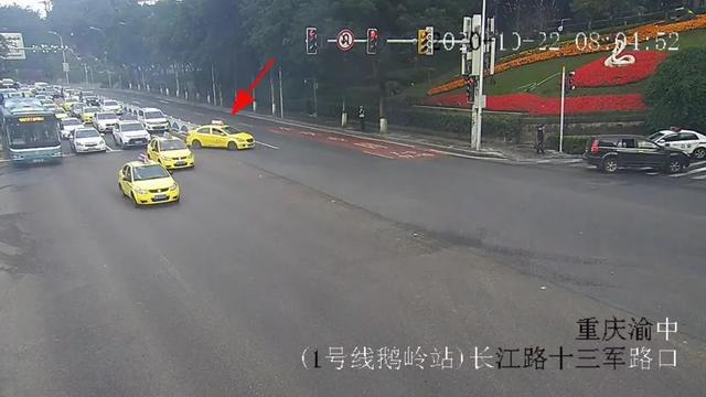 重庆|司机路口违规掉头，一查竟然还酒驾！！！