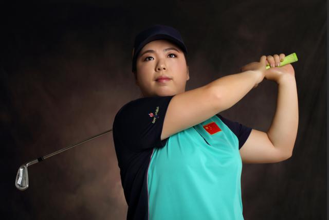 人生不设限丨中国“高球一姐”冯珊珊三十而骊，不断挑战新角色