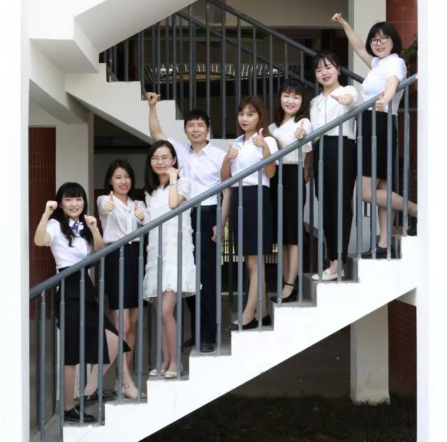 团队成长，确定未来——华阳小学李国华数学工作组科研活动举行