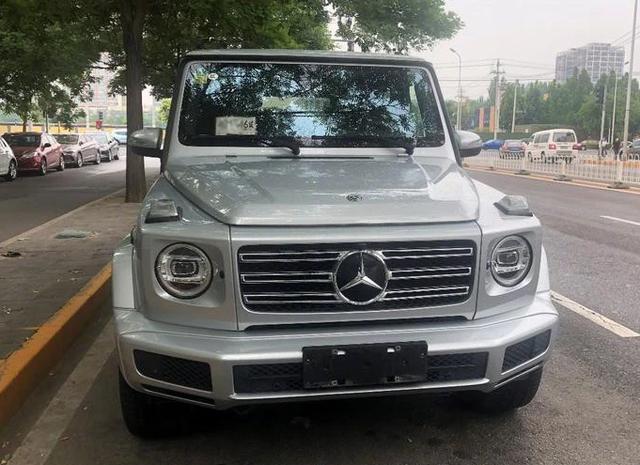 奔驰G350新消息：2.0T百公里油耗10.7L，最快9月交付，加价55万