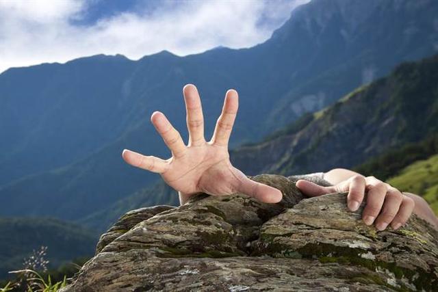 假期准备登高山?爬山前需要做好这些事前准备