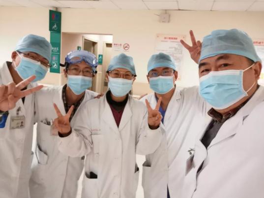 华山医院北院：庆祝医师节！抗疫图谱致敬每一位医务工作者