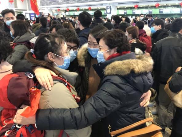 华山医院北院：庆祝医师节！抗疫图谱致敬每一位医务工作者