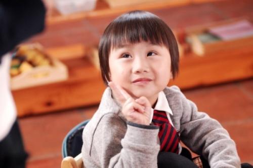 The 40-year-old child star is too depressed! The 3-year-old is so popular today that he owes 1.85 million yuan in debt and sets up a food stall to make money