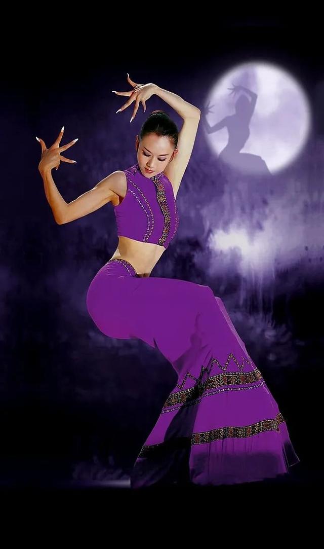 云南十大当红女星！各个貌美如花肤白娇嫩魔鬼身材