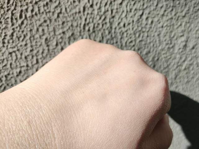 男生出门也要随时随地精致 珂岸男士滤镜素颜霜 简单三步就搞定