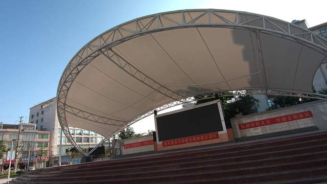 拍视频手抖怎么办？Feiyu pocket可轻松帮你解决问题