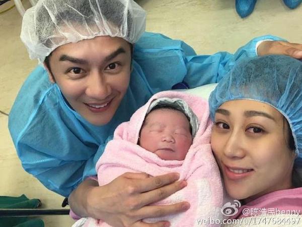 明星老婆五年剖宫产四次剖宫产真的比顺产好