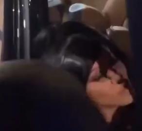 渣男前夫送劳斯莱斯求复合，Cardi B激动地当场抖屁股…