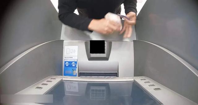 “乘风破浪的小姐姐”为 “披荆斩棘的小哥哥”设下的圈套|“乘风破浪的小姐姐”为 “披荆斩棘的小哥哥”设下的圈套