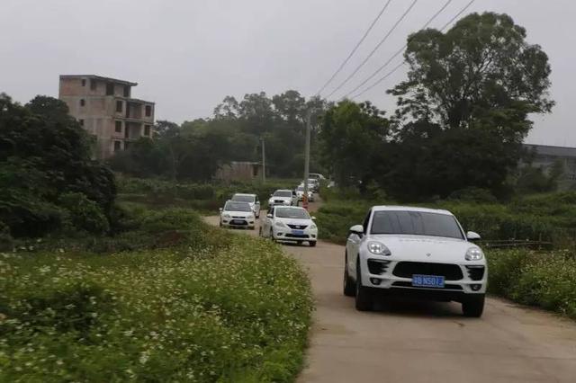 “慈善融真情，爱心无止境”，《发现品牌》栏目组爱心公益行活动（博白站）