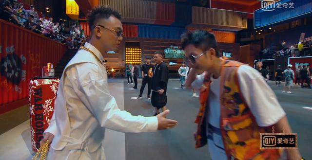 闹过Beef的都成了兄弟，《新说唱》这是在搞Rapper团建？