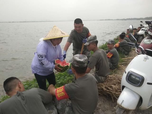 海口鎮:軍愛民,民擁軍,軍民一家親_安慶市大觀區人民政府