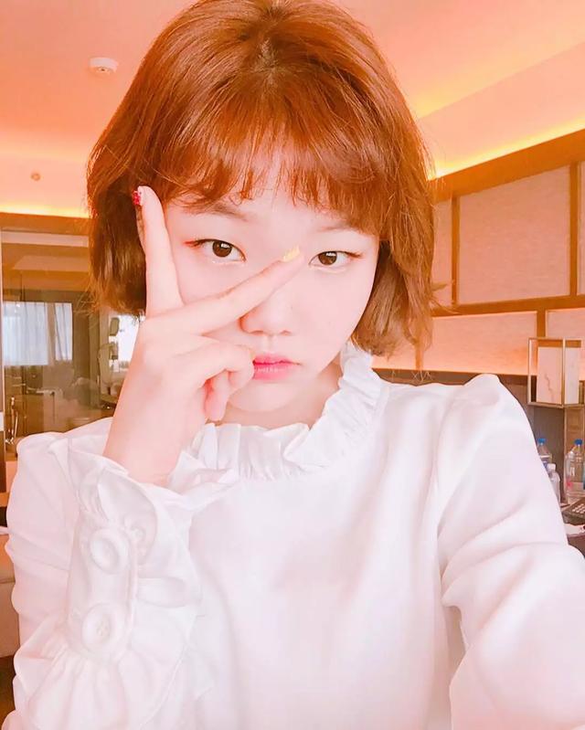 乐童秀贤直播提及防弹听见某成员,这声音是怎样?