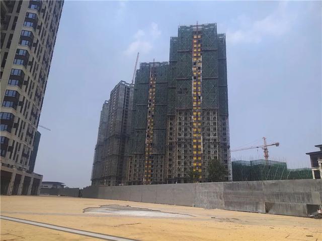  泓景湾> 蔚蓝学府> 御景水岸>城 西 东泰·丽景湾> 金雁·雁溪园> 瞿