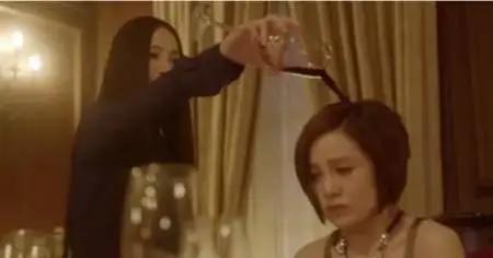 渣男前夫送劳斯莱斯求复合，Cardi B激动地当场抖屁股…