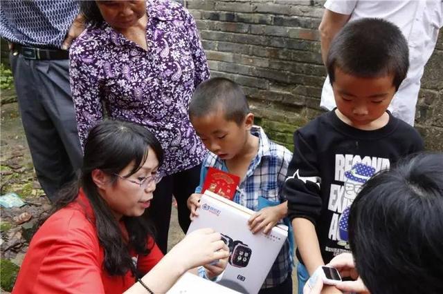 “慈善融真情，爱心无止境”，《发现品牌》栏目组爱心公益行活动（博白站）