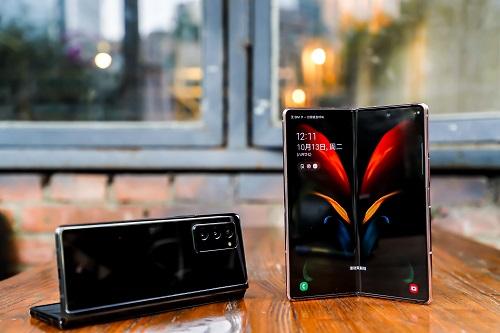 三星Galaxy Z Fold2 5G 让科技更具艺术气息