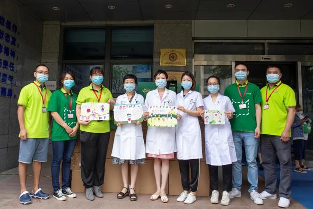 陆道培医疗致敬医师节|专注我们热爱的医学工作