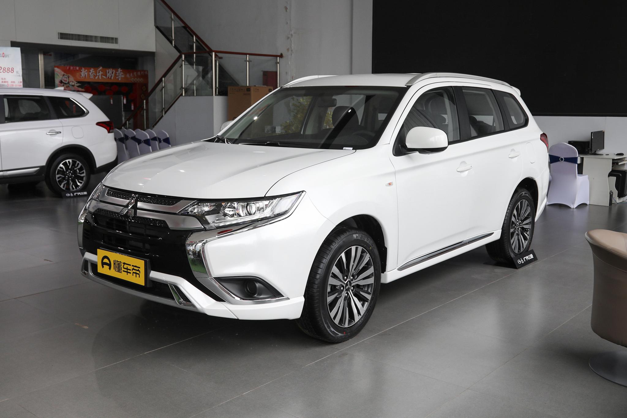 What is the reason for the very high fuel consumption of Mitsubishi