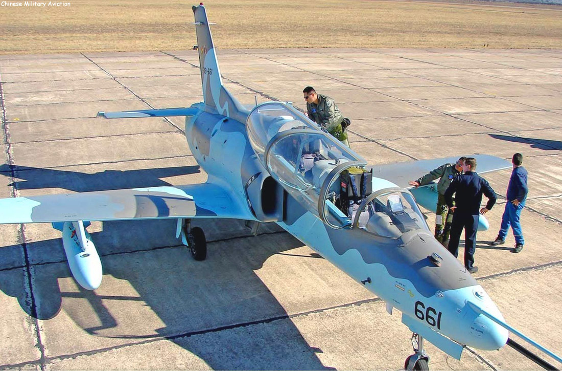 Chinese K8 trainer aircraft of the Bolivian Air Force - iNEWS