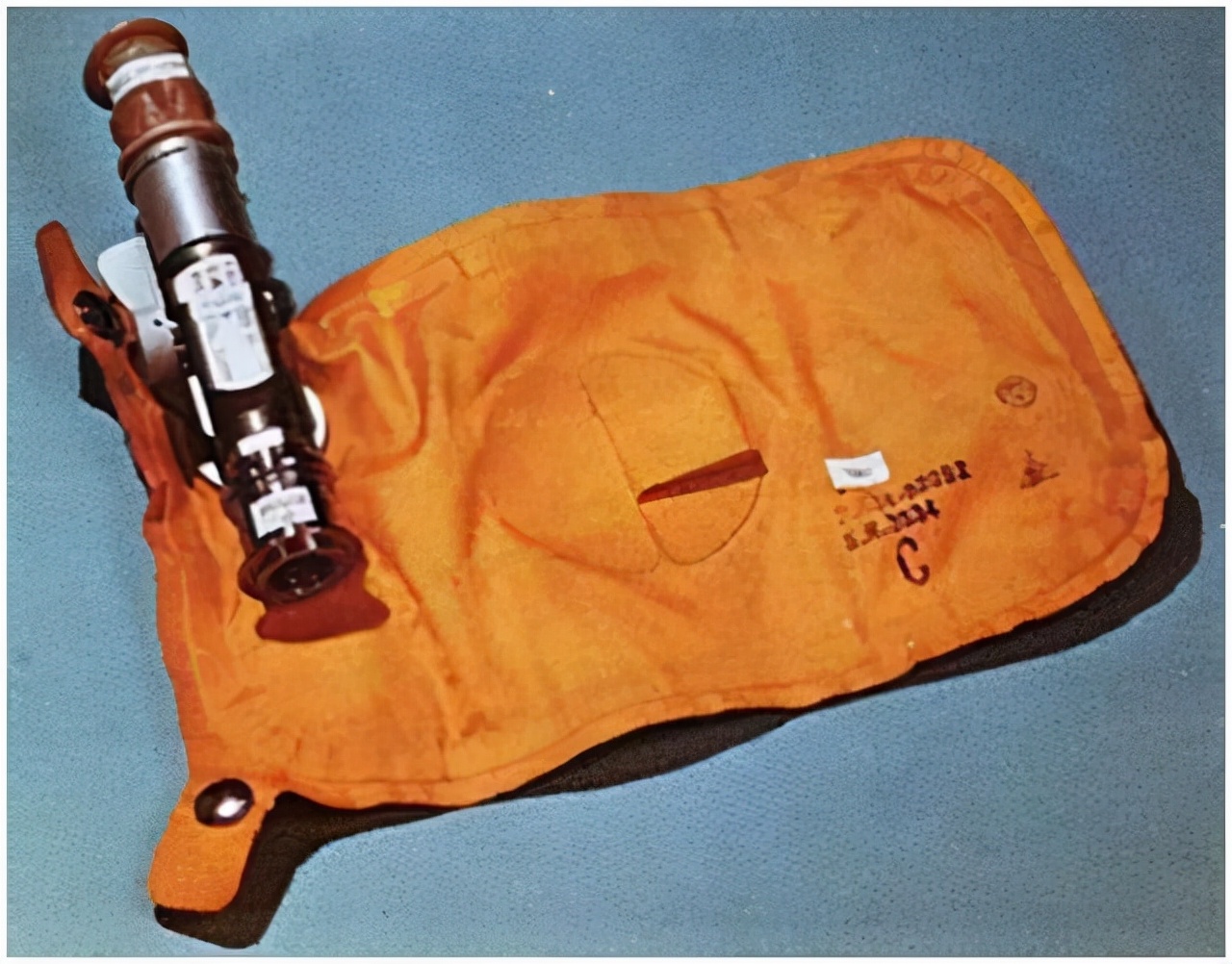 How Do Astronauts On The Space Station Wash Their Clothes at Roberto