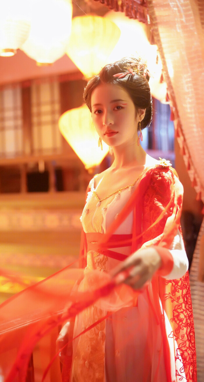 "From Marriage to Love" Gong Jun's warm man was originally here iNEWS