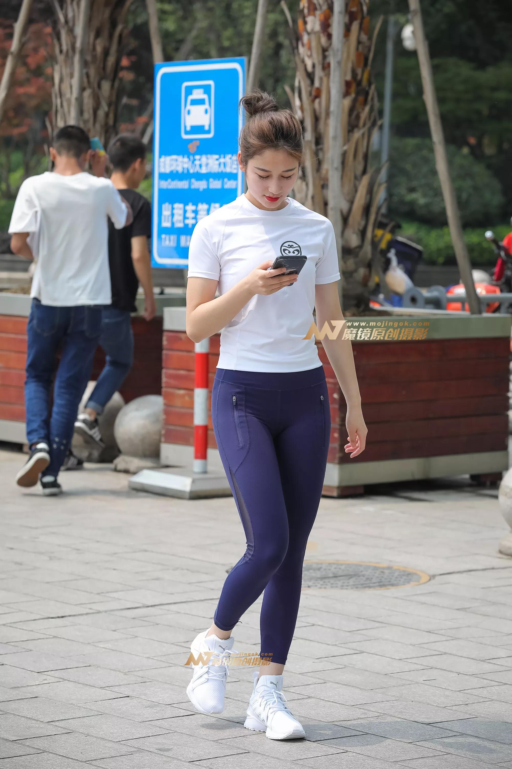 When did yoga pants popular? iNEWS