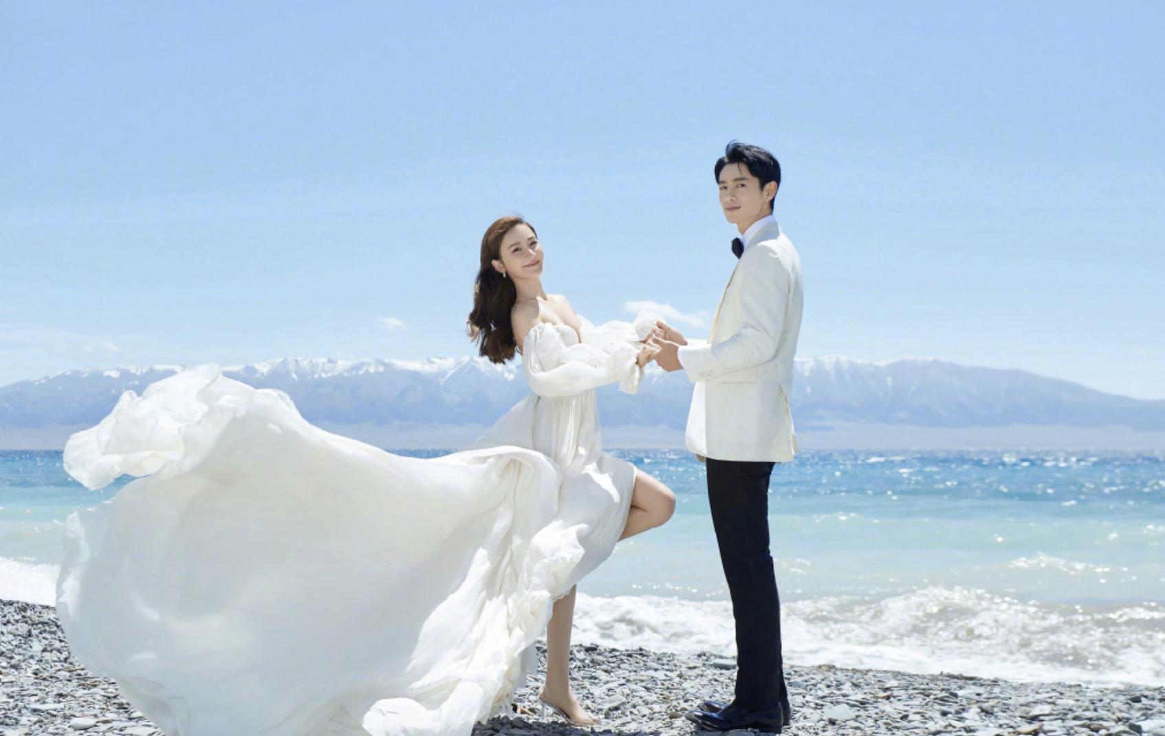 Wei Chen has a wedding photo on Qixi Festival, his wife Yu Wei looks ...