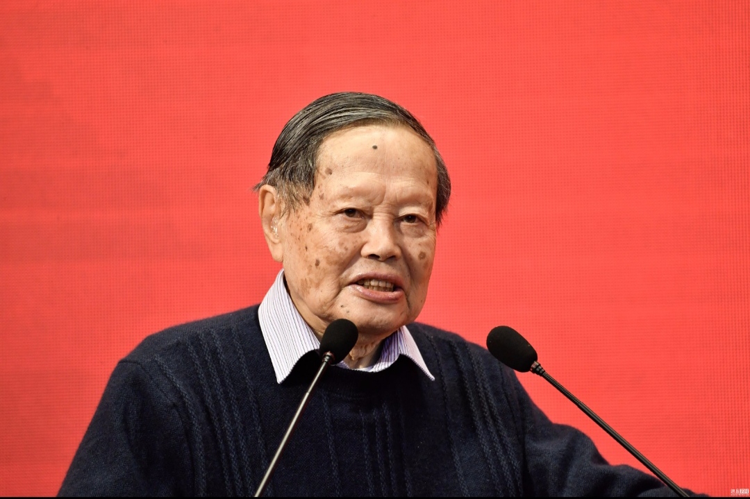 Mr Yang Zhenning Celebrates His 100th Birthday Inews