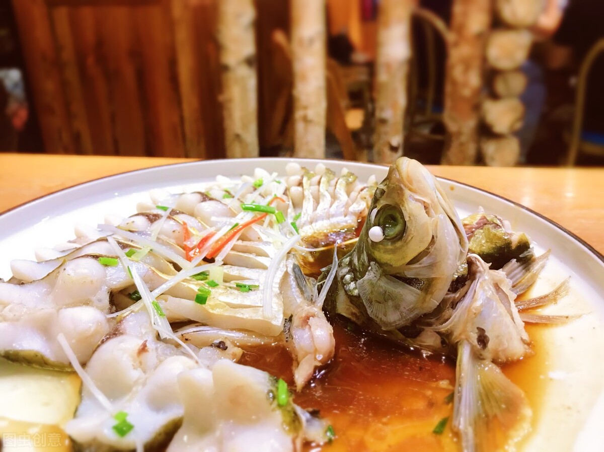 Wuhan specialties iNEWS