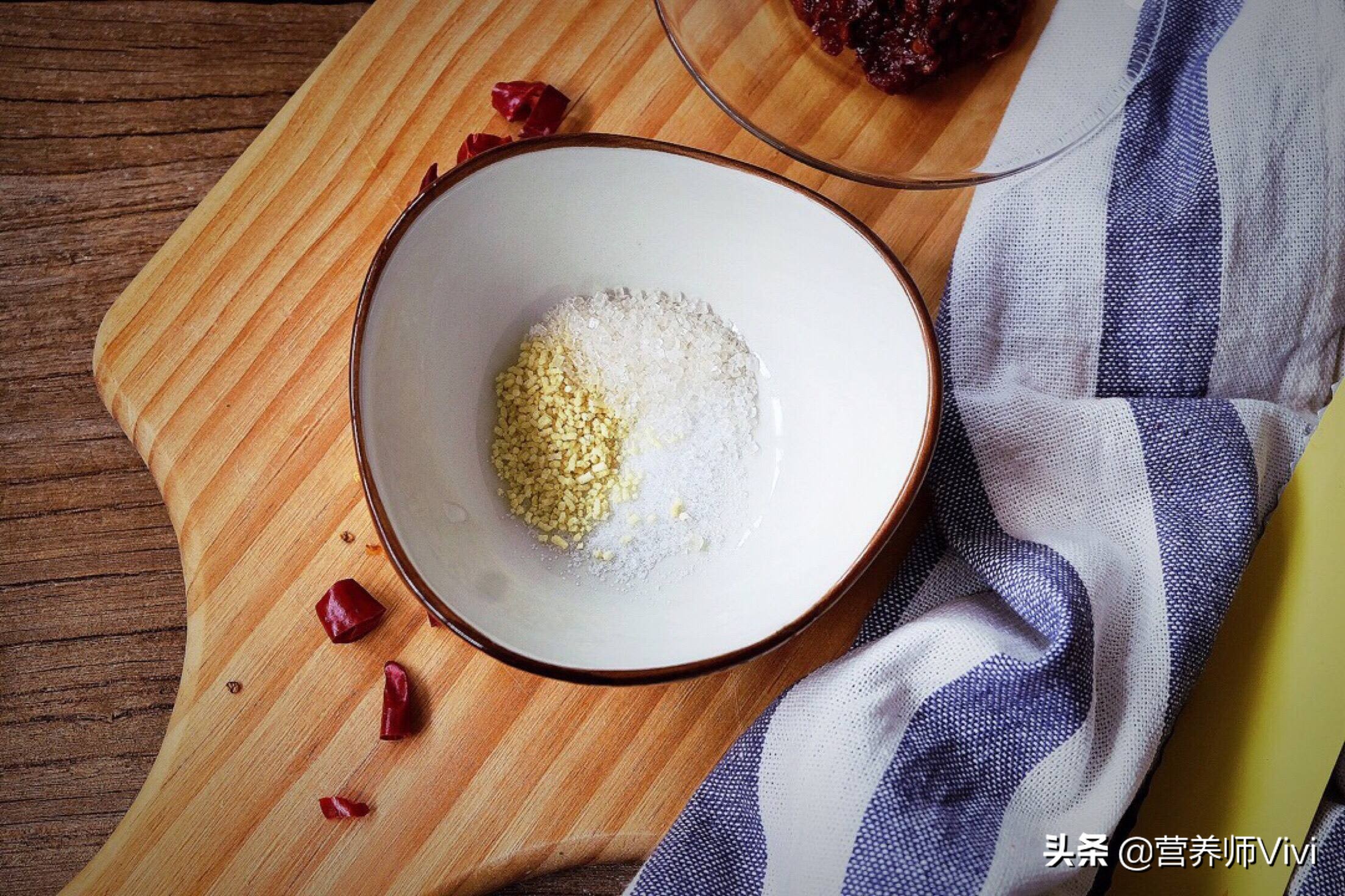 Can you gain weight by eating "MSG"?Can cause cancer?Chicken essence is