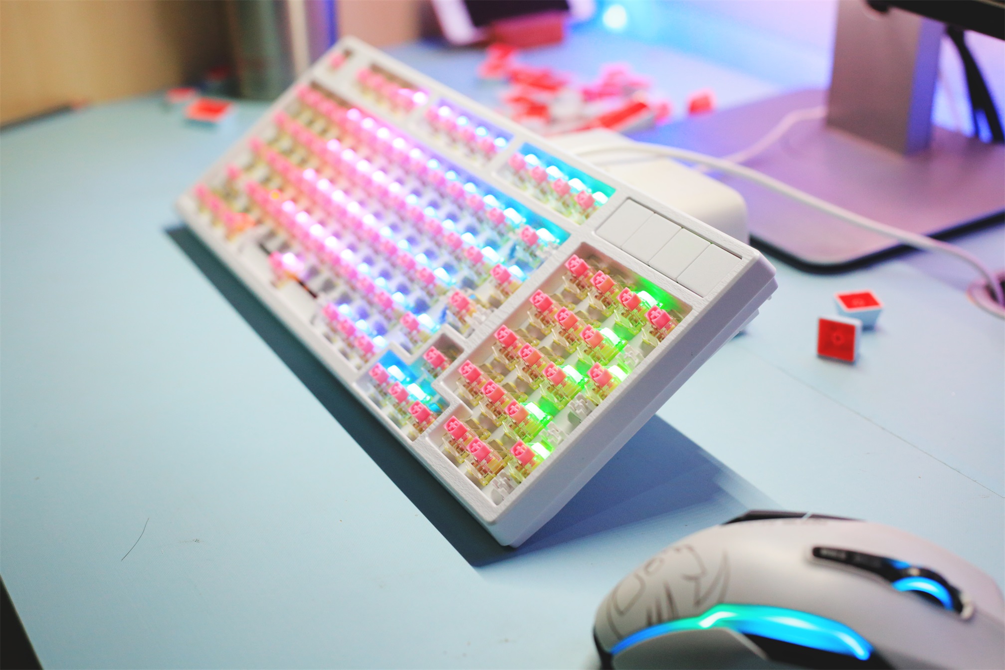 Squeeze toothpaste, one step HELLO GANSS HS98T wireless threemode