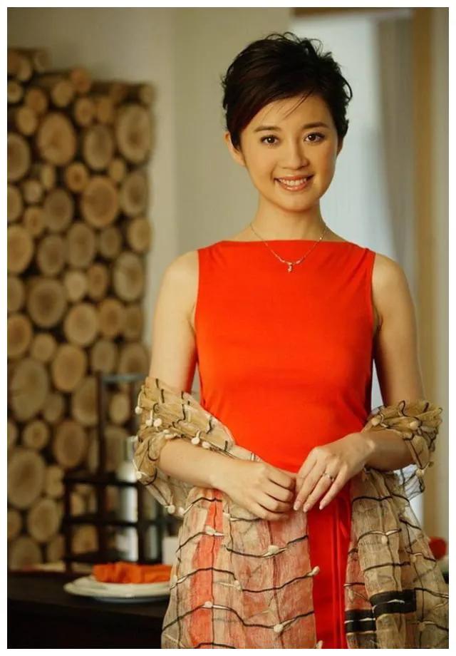 After the "beautiful host" Xu Gehui married the rich man Ding Jian, her ...