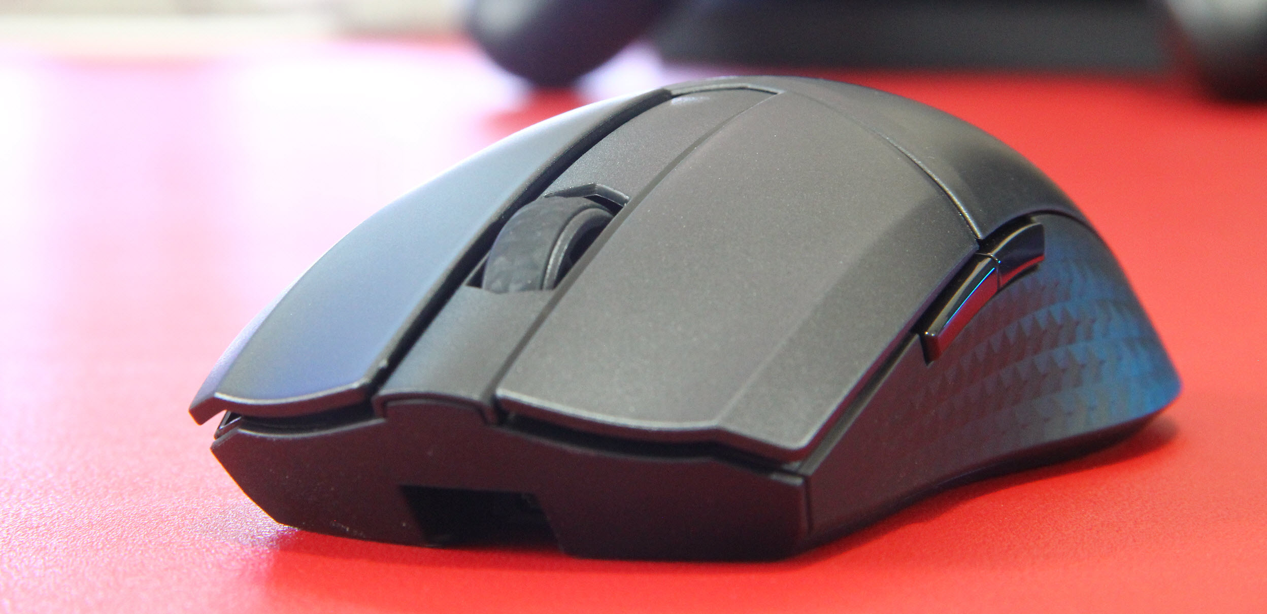 Invincible price/performance ratio!Flagship multimode mouse MSI GM41w